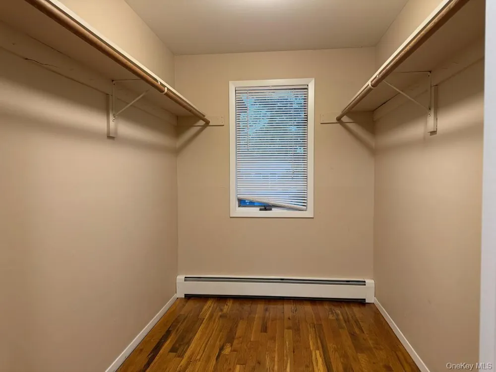 508 N. Broome Avenue Lindenhurst, NY 11757
