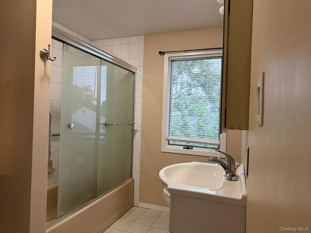 508 N. Broome Avenue Lindenhurst, NY 11757