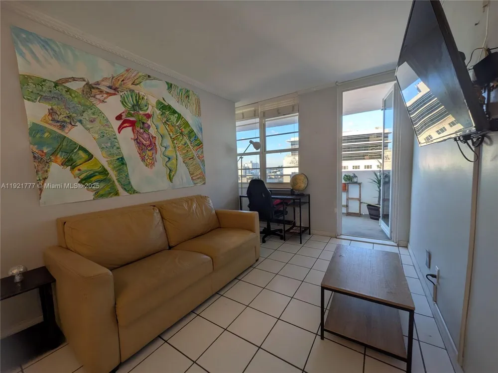 100 Lincoln Rd #904 Miami Beach, FL 33139