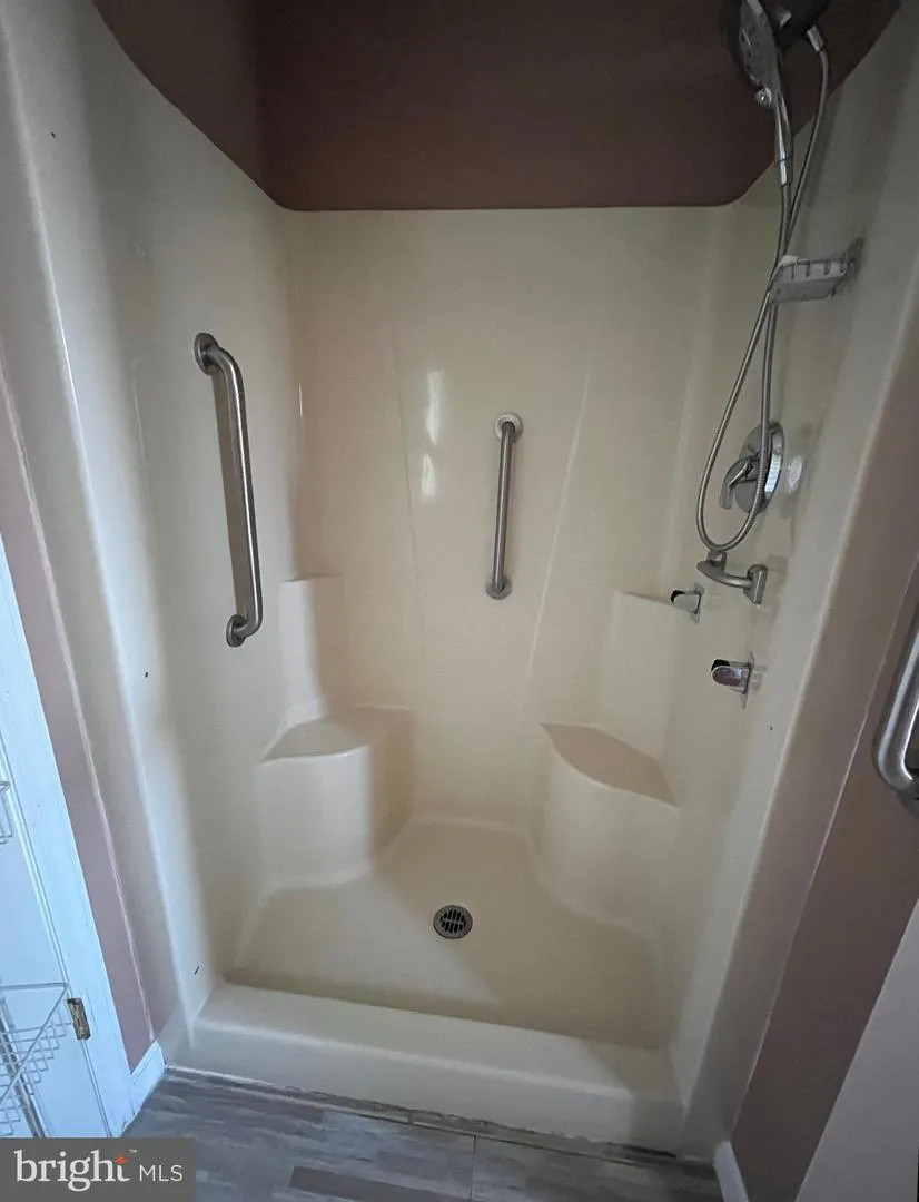 671 KYKUIT PLACE Easton, PA 18040
