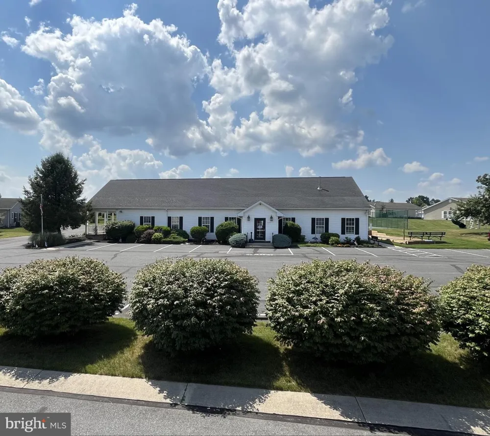 671 KYKUIT PLACE Easton, PA 18040