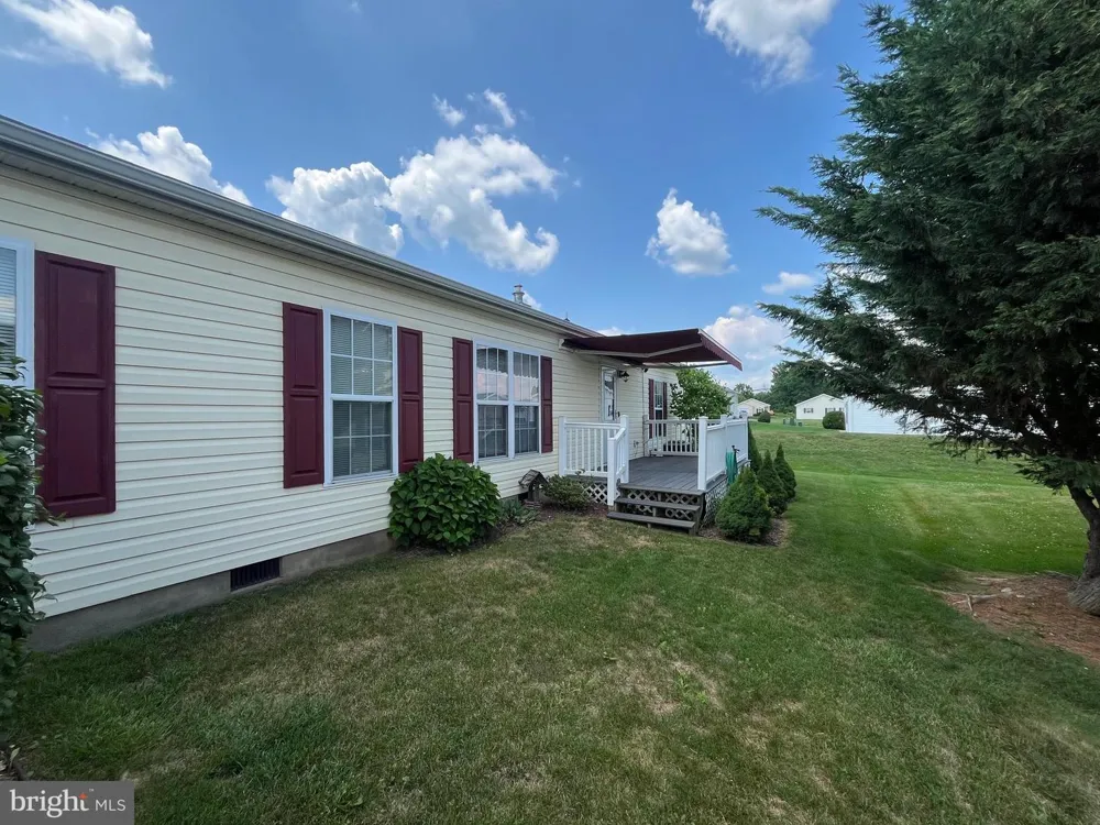 671 KYKUIT PLACE Easton, PA 18040