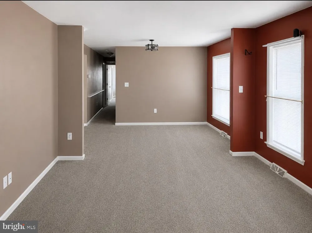 671 KYKUIT PLACE Easton, PA 18040