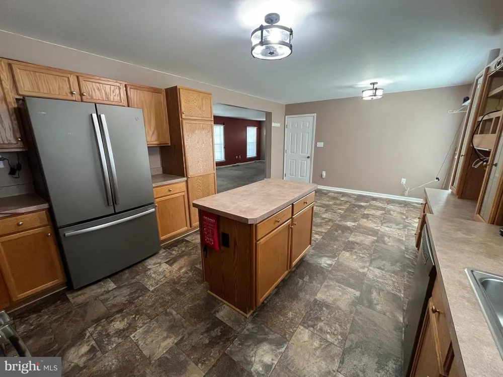 671 KYKUIT PLACE Easton, PA 18040