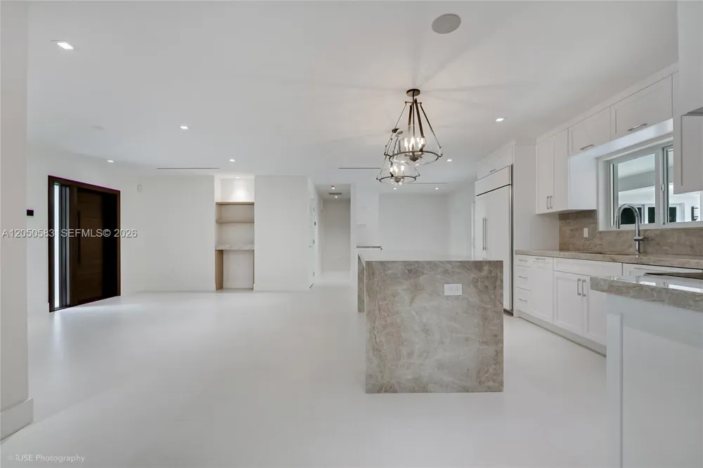 7107 SW 63rd Ave South Miami, FL 33143