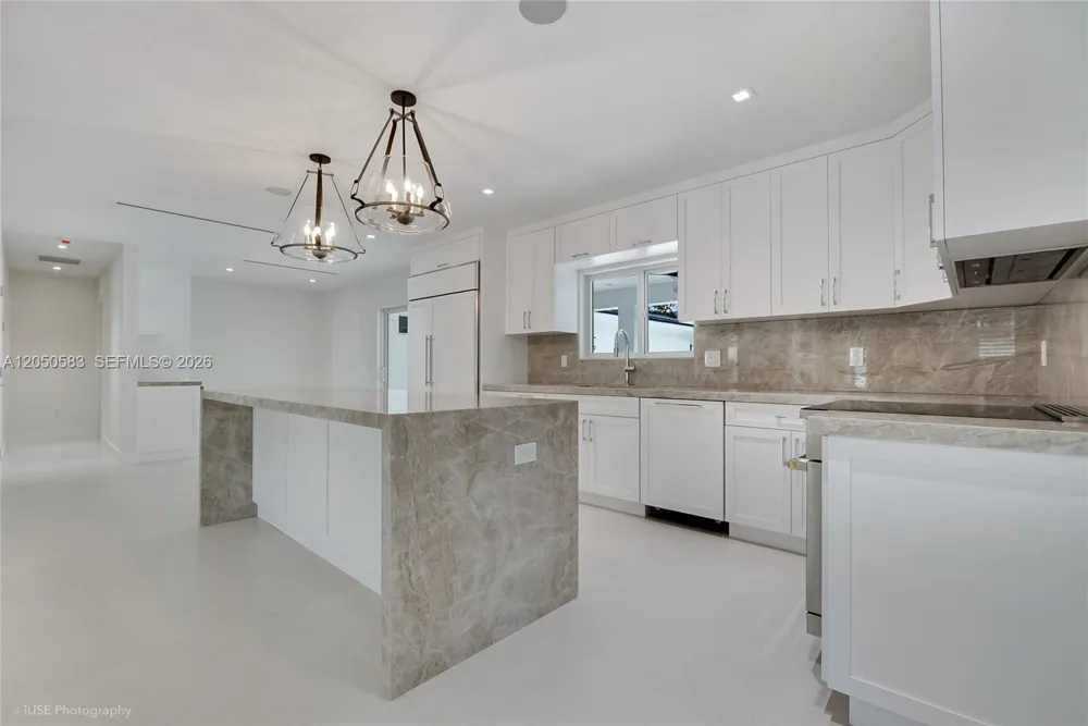 7107 SW 63rd Ave South Miami, FL 33143