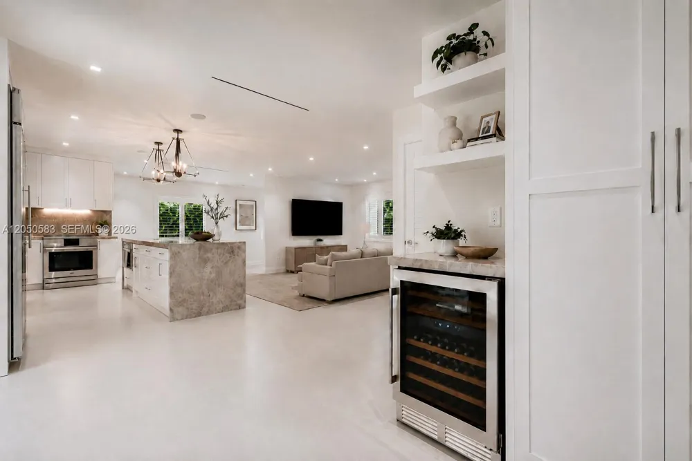 7107 SW 63rd Ave South Miami, FL 33143