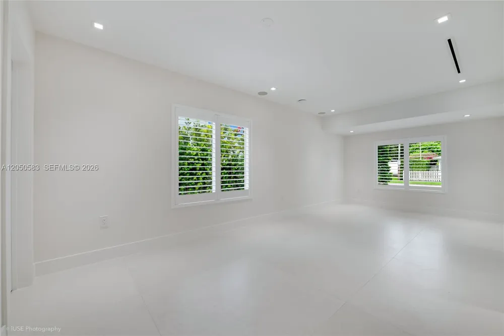 7107 SW 63rd Ave South Miami, FL 33143