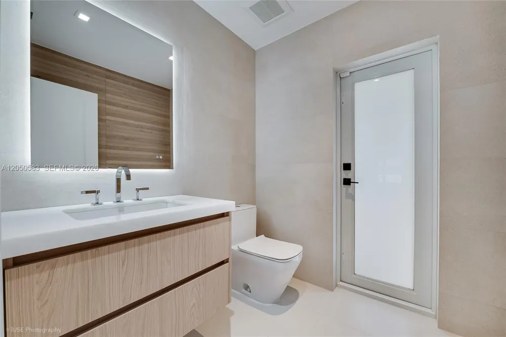 7107 SW 63rd Ave South Miami, FL 33143