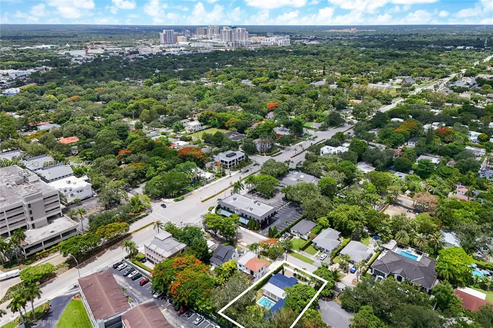 7107 SW 63rd Ave South Miami, FL 33143