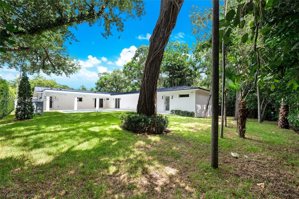 7107 SW 63rd Ave South Miami, FL 33143
