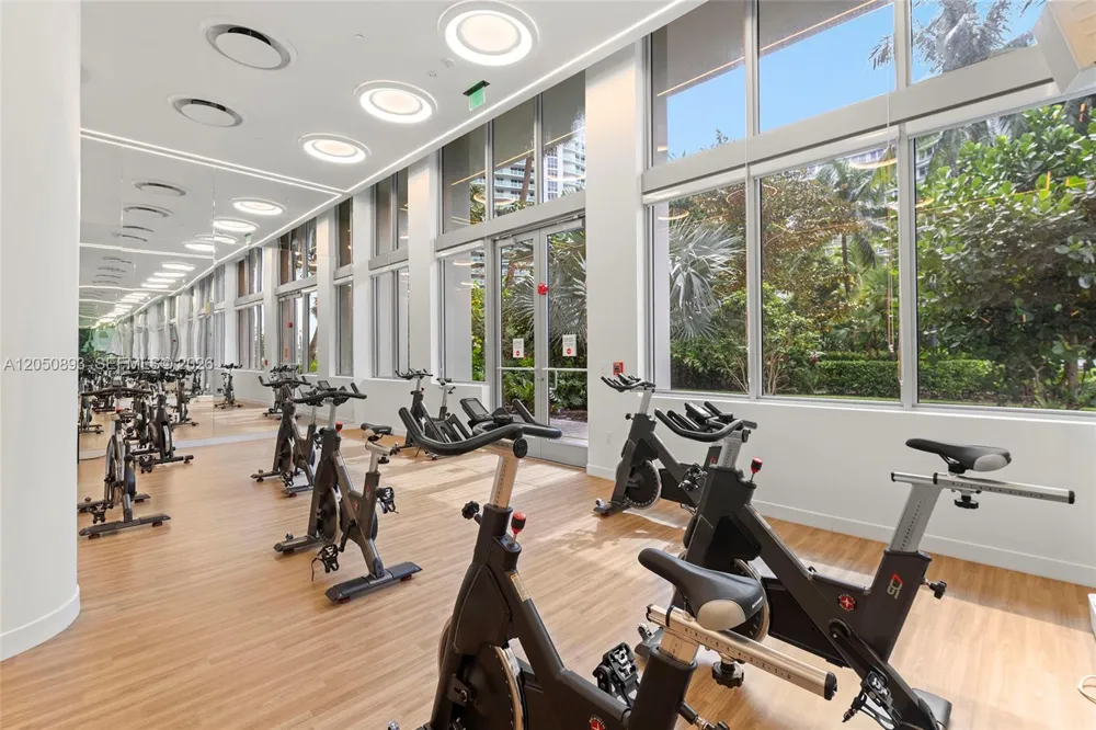 1500 Bay Rd #558S Miami Beach, FL 33139
