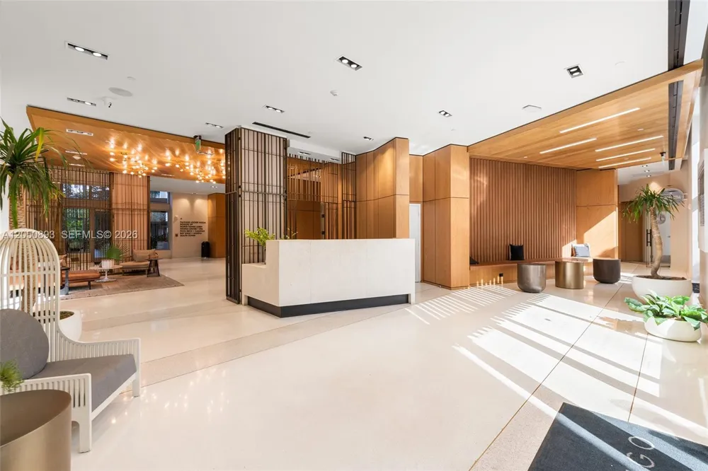 1500 Bay Rd #558S Miami Beach, FL 33139