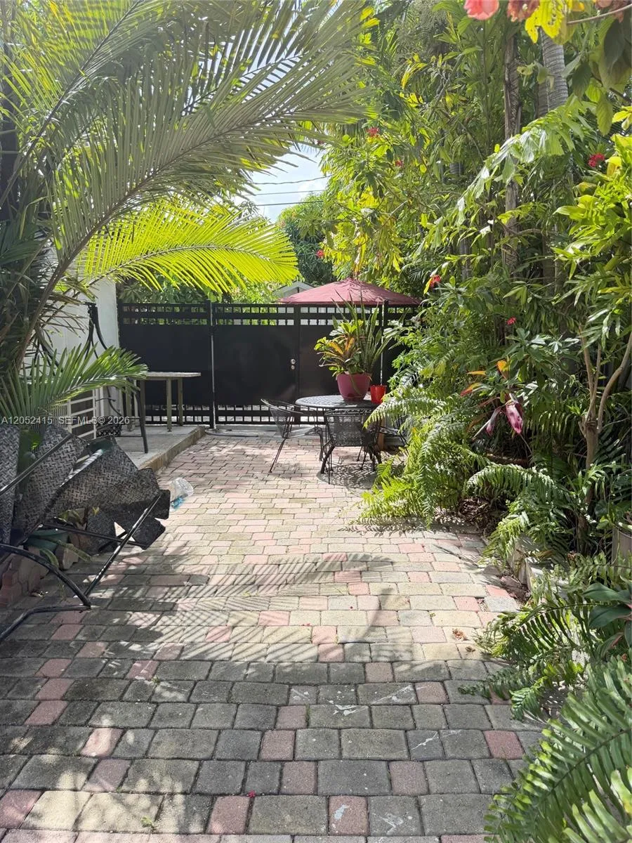 21920 Old Cutler Rd #0 Cutler Bay, FL 33190
