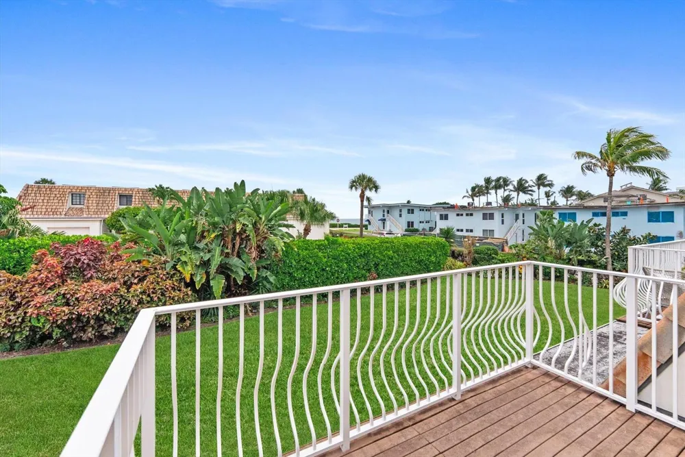 5720 Old Ocean Boulevard #4w Ocean Ridge, FL 33435