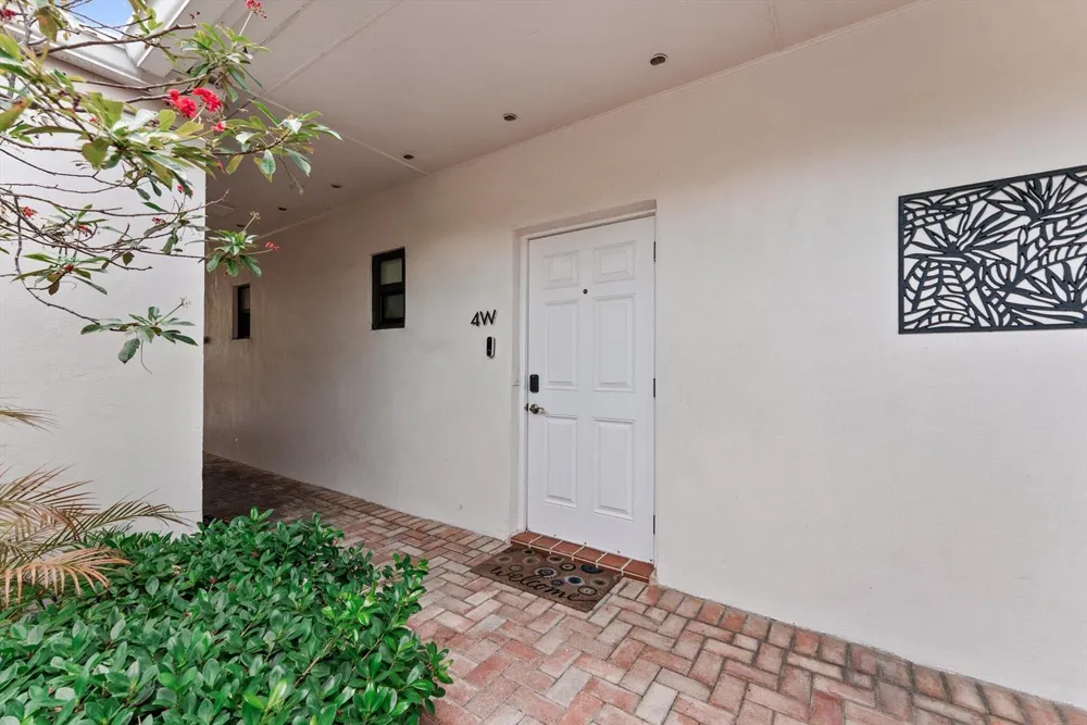 5720 Old Ocean Boulevard #4w Ocean Ridge, FL 33435