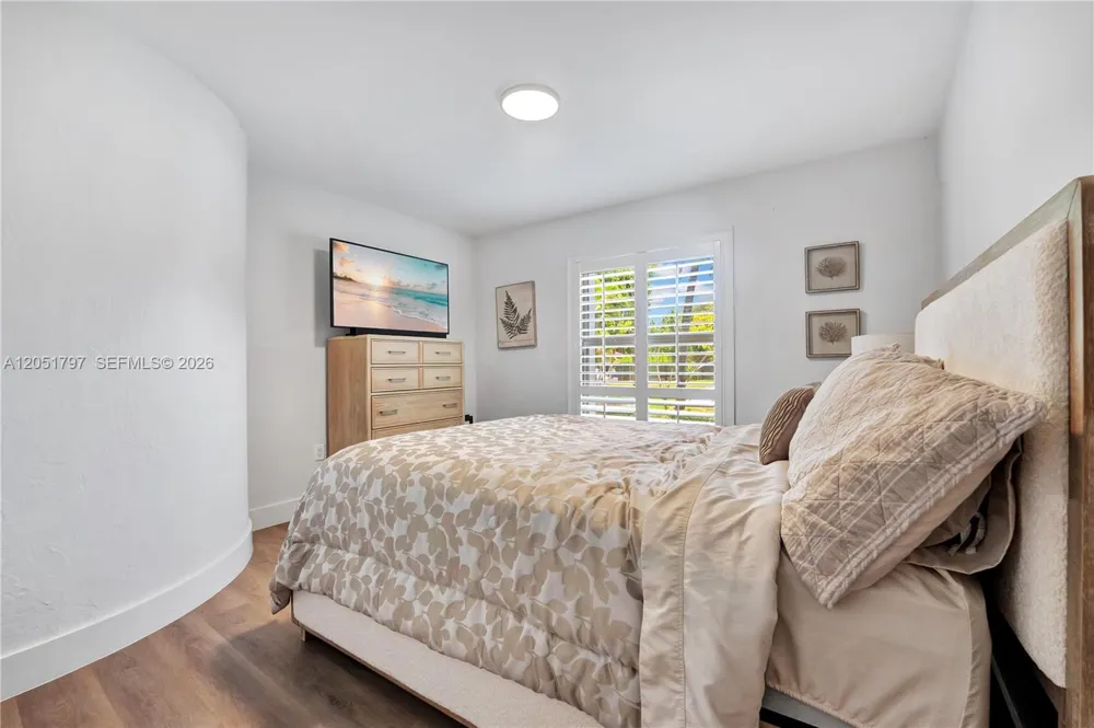 8265 SW 176th Ter Palmetto Bay, FL 33157