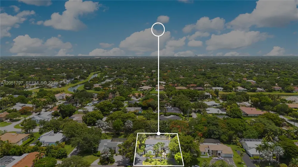 8265 SW 176th Ter Palmetto Bay, FL 33157