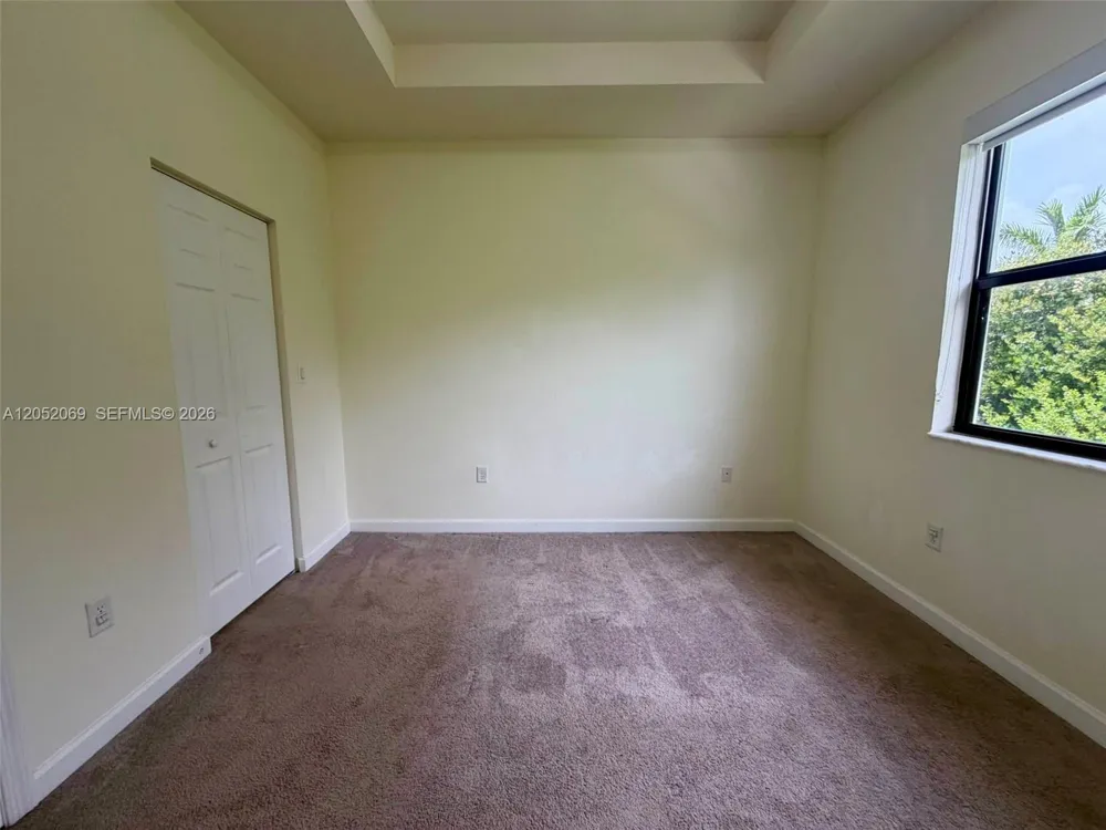 11115 W 32nd Ln Hialeah, FL 33018