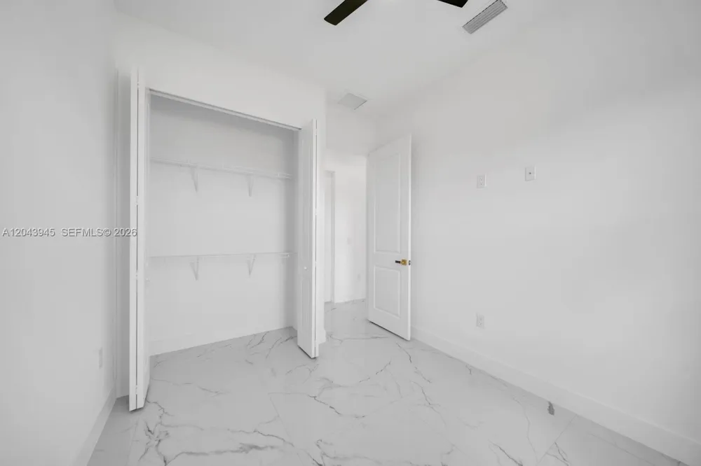 2609 21st ST SW Lehigh Acres, FL 33976