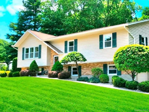 4 Tanglewood Lane