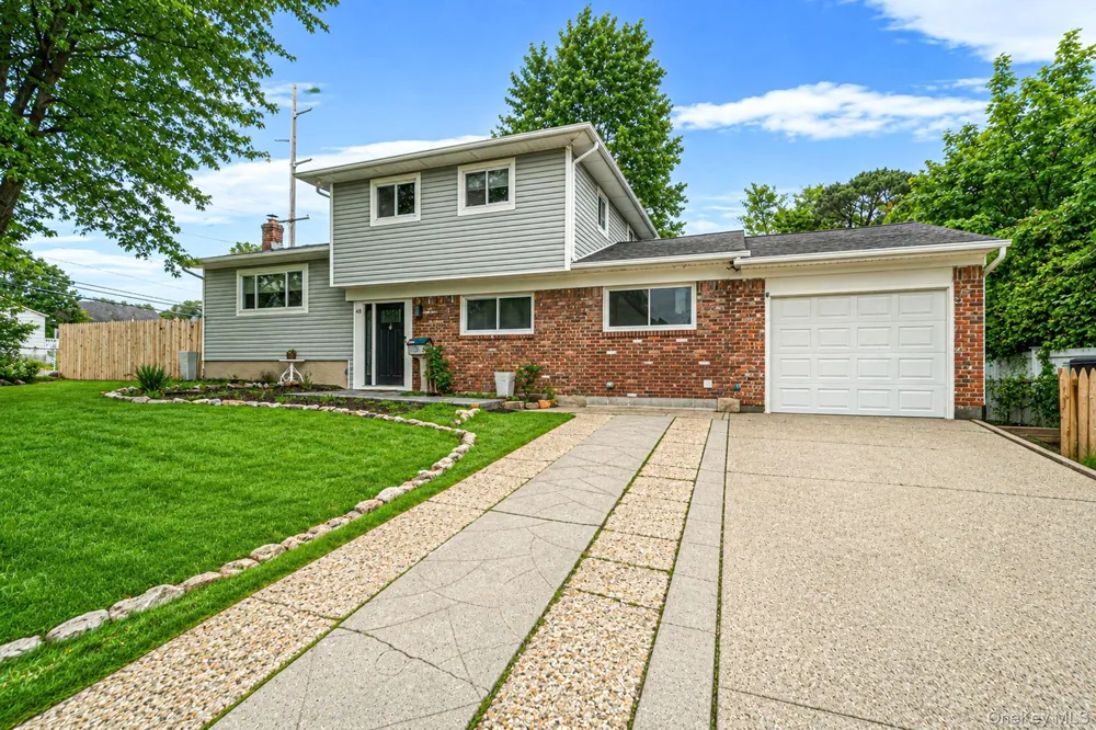 48 Hillside Avenue Patchogue, NY 11772