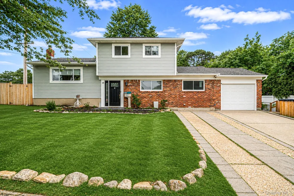 48 Hillside Avenue Patchogue, NY 11772