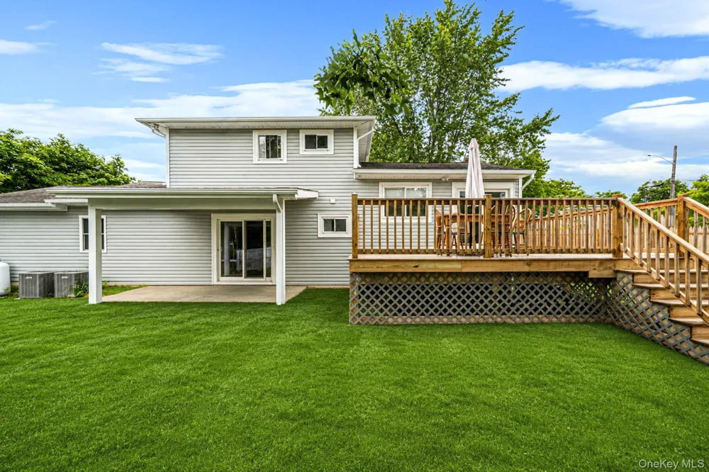 48 Hillside Avenue Patchogue, NY 11772