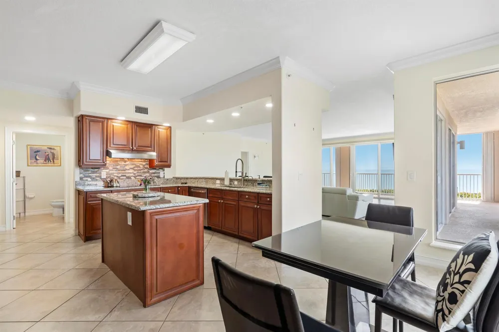 4180 Highway A1a #305b Hutchinson Island, FL 34949