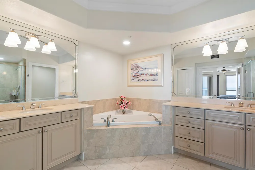 4180 Highway A1a #305b Hutchinson Island, FL 34949