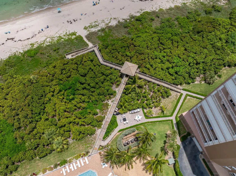 4180 Highway A1a #305b Hutchinson Island, FL 34949
