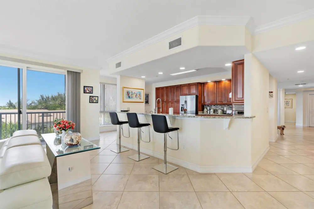 4180 Highway A1a #305b Hutchinson Island, FL 34949