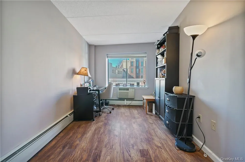 123 Mamaroneck Avenue #215 Mamaroneck, NY 10543