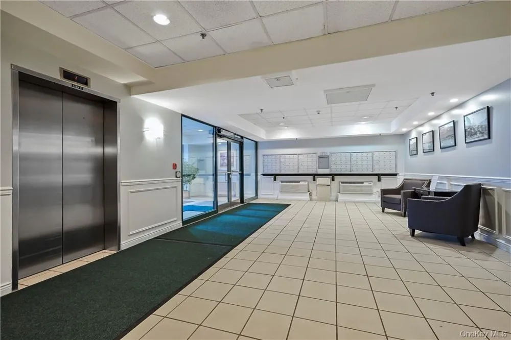 123 Mamaroneck Avenue #215 Mamaroneck, NY 10543