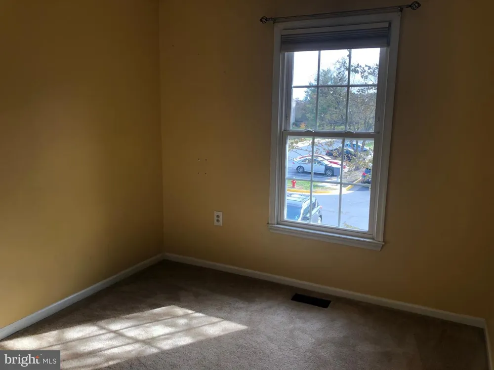 21140 WINDING BROOK SQUARE Ashburn, VA 20147