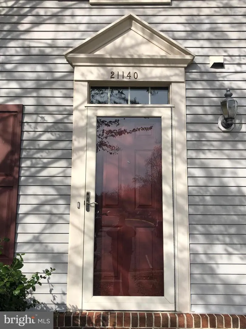 21140 WINDING BROOK SQUARE Ashburn, VA 20147