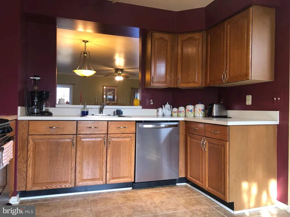 21140 WINDING BROOK SQUARE Ashburn, VA 20147