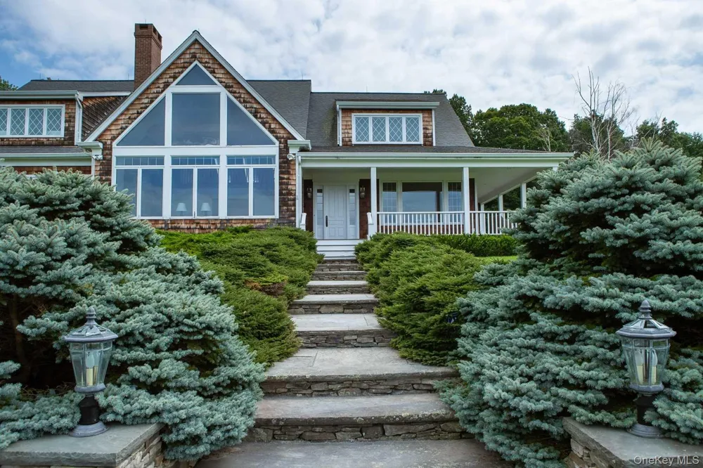 72 Mabbettsville Road Millbrook, NY 12545