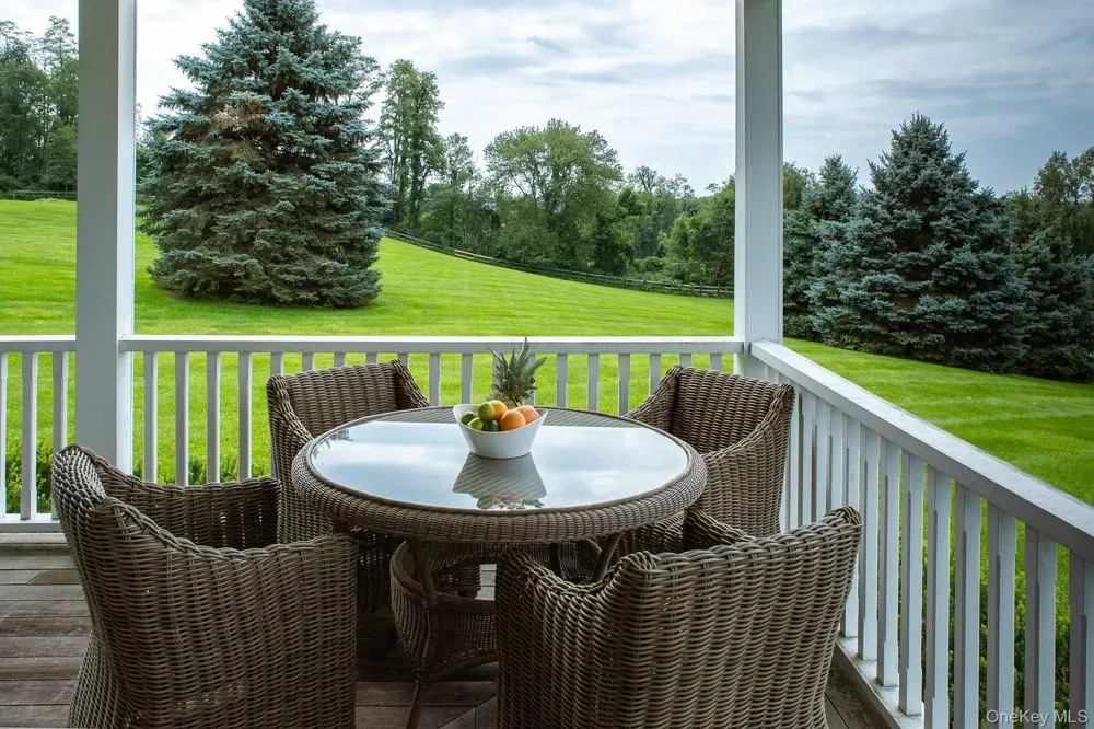 72 Mabbettsville Road Millbrook, NY 12545