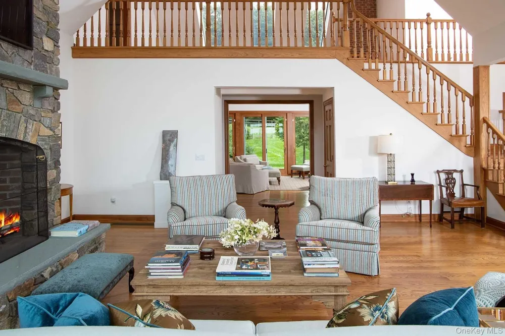72 Mabbettsville Road Millbrook, NY 12545