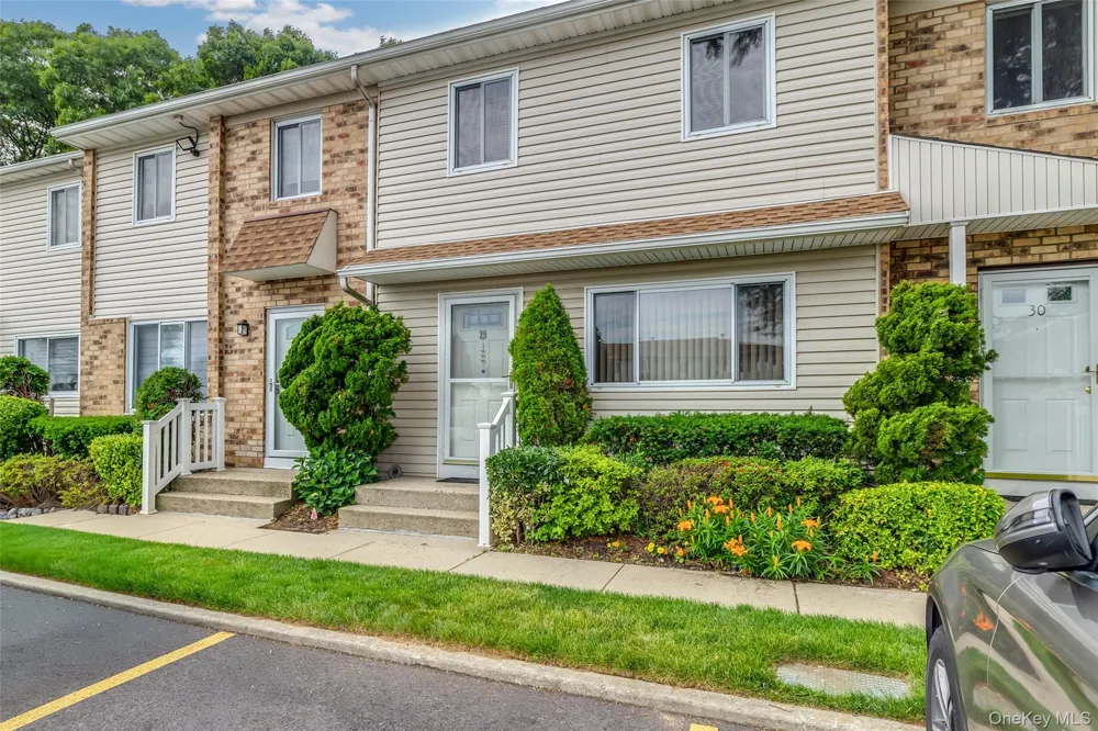 1595 Central Avenue #29CO Valley Stream, NY 11580