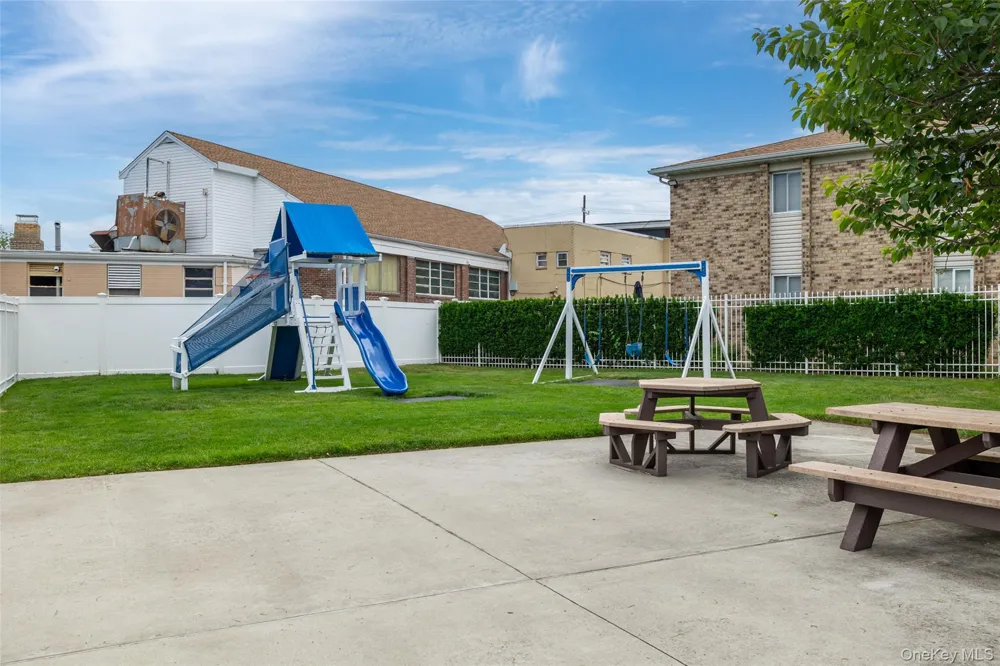 1595 Central Avenue #29CO Valley Stream, NY 11580