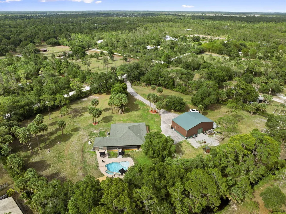 32801 Us Highway 441 #52 Okeechobee, FL 34972