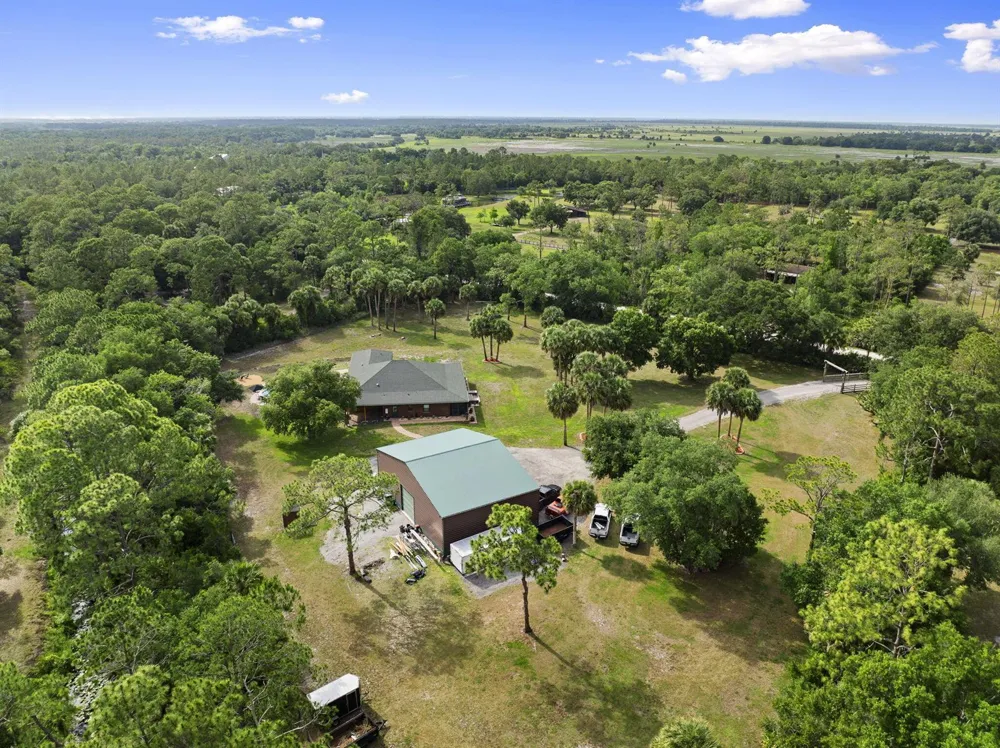32801 Us Highway 441 #52 Okeechobee, FL 34972