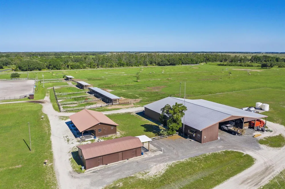 32801 Us Highway 441 #52 Okeechobee, FL 34972