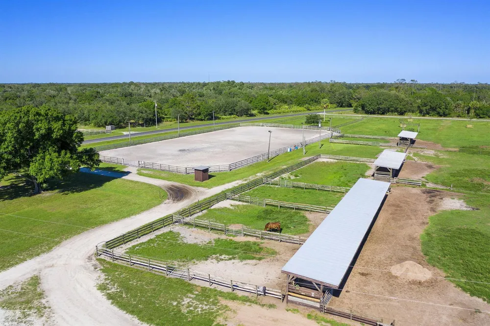 32801 Us Highway 441 #52 Okeechobee, FL 34972