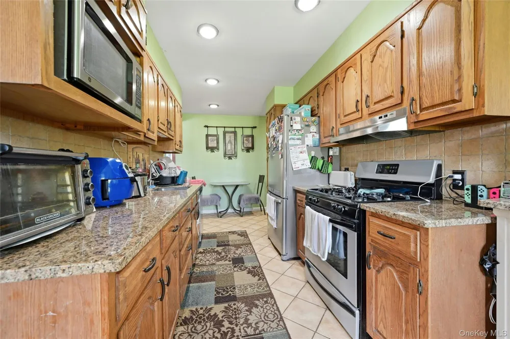 74 Tree Road Centereach, NY 11720