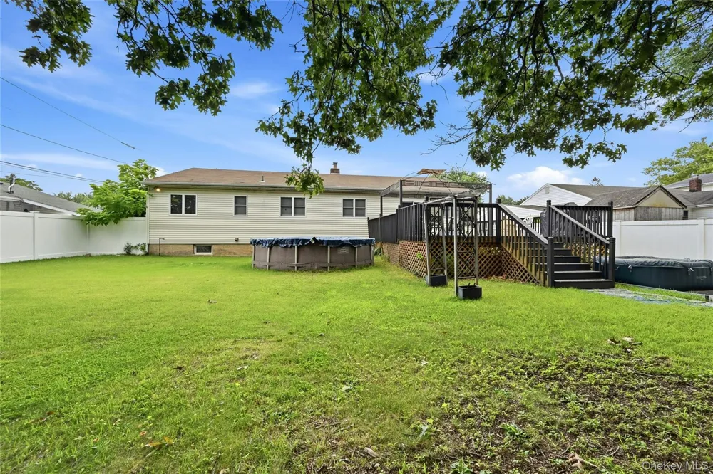 74 Tree Road Centereach, NY 11720
