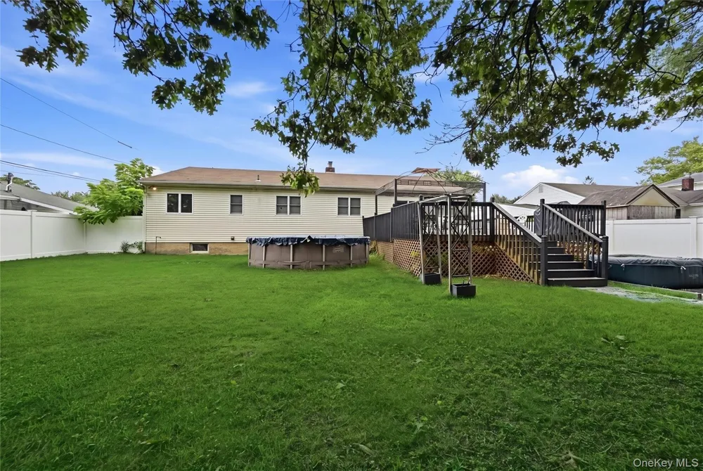 74 Tree Road Centereach, NY 11720