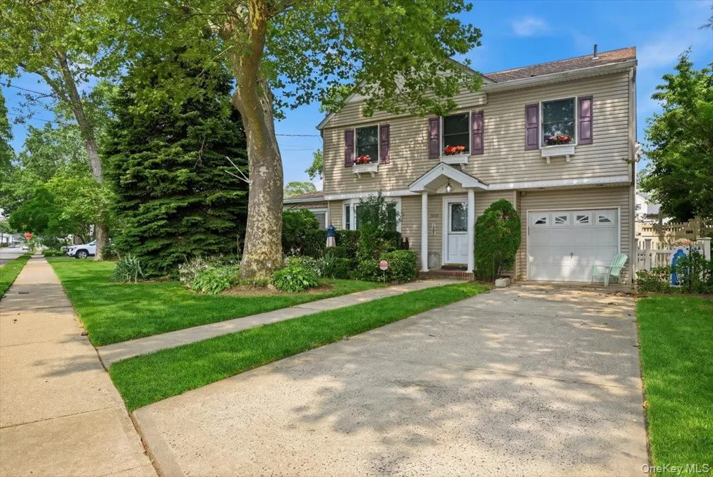 2785 Harvey Avenue Oceanside, NY 11572